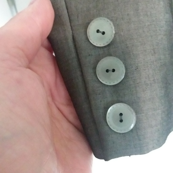 Italian Milan grey detailed stitching pant suit in fine wool - Picture 4 of 11